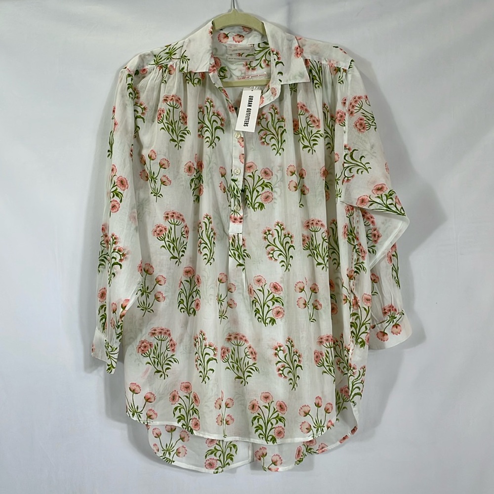 Urban Outfitters Blouse Top XS NWT Floral Boho Print Oversized Pink White